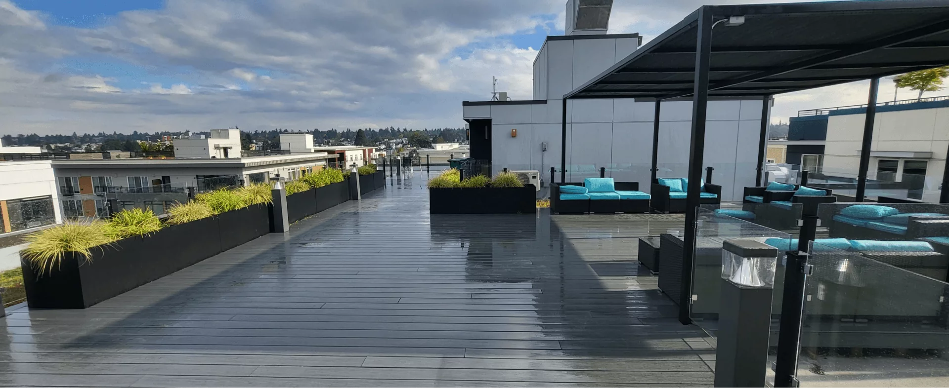 Rooftop Deck glass rails